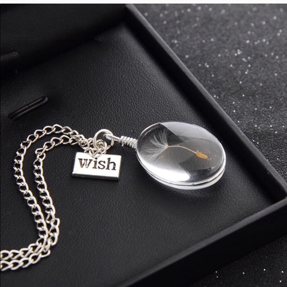 Dandelion necklace - Picture 2 of 8